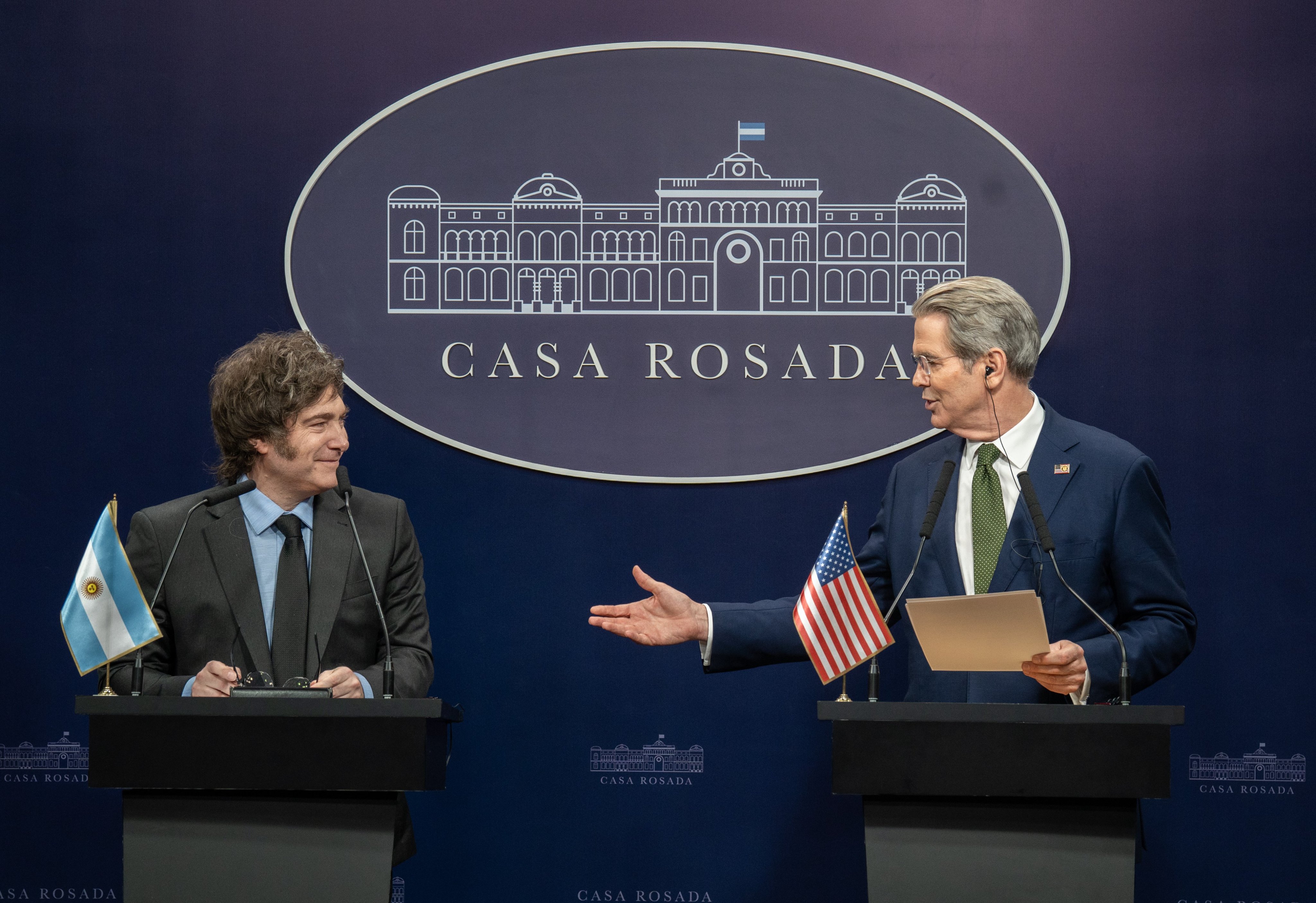 Argentine President Javier Milei and U.S. Treasury Secretary Scott Bessent. (Bessent's X Account)
